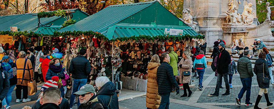Lincoln Square is a Unique Holiday Shopping Destination
